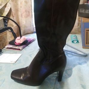 Womens boots